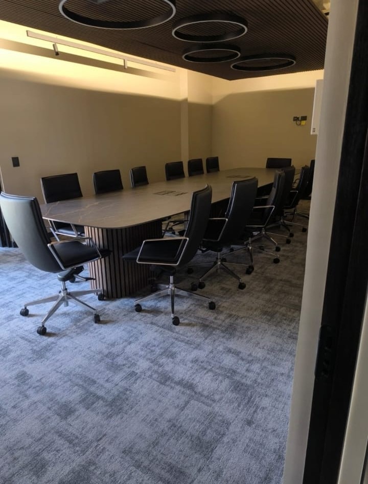 Mesa de Directorio Corporativa Premium - Vista 1